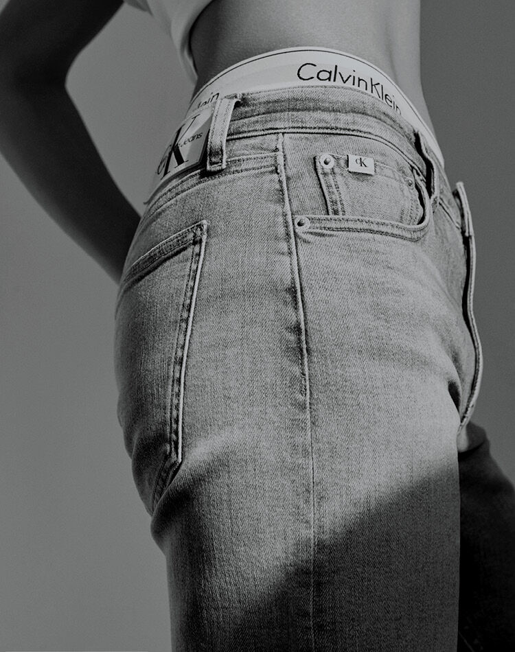 Calvin Klein 女士Jeans 指南